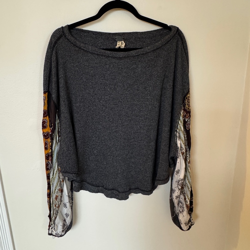 We the Free Gray Women's Top with Patterned Sleeves